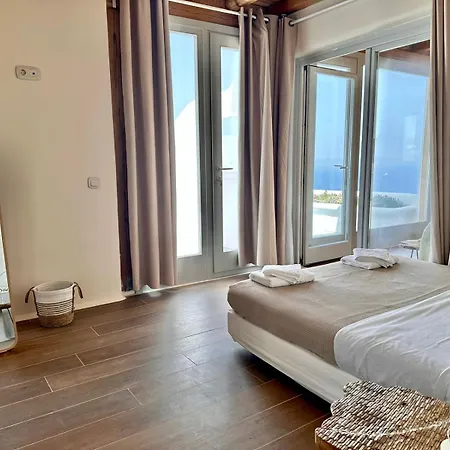 Aegean Lighthouse Villa Fanari (Mykonos)