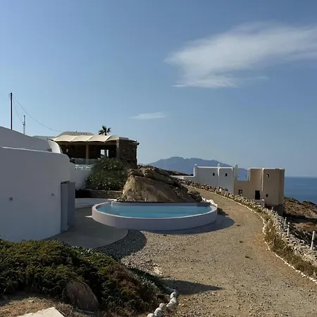Aegean Lighthouse Villa *